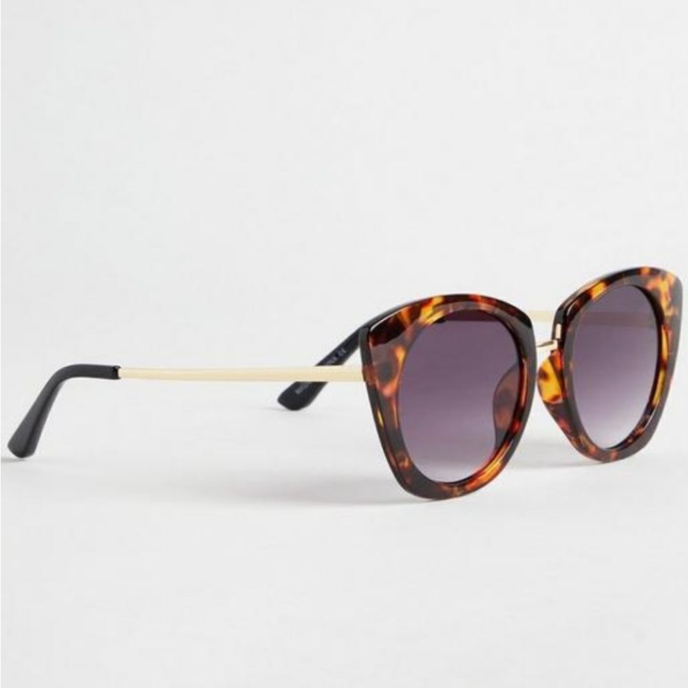TorridโCat Eye Smoke LensโSunglasses